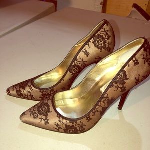 Caparro point toe heels👠